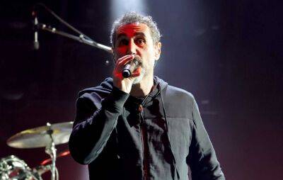 Serj Tankian - Serj Tankian shares new visualiser, announces LA concert with choir and orchestra - nme.com - California - Armenia