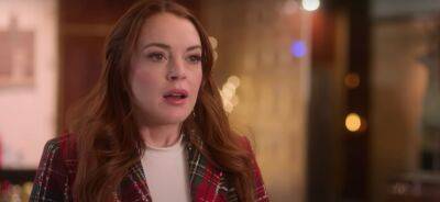 Jack Wagner - Rupert Grint - Lindsay Lohan - Brad Krevoy - Lindsay Lohan Makes Her Rom-Com Return in Netflix’s ‘Falling for Christmas’ Trailer - variety.com - Netflix