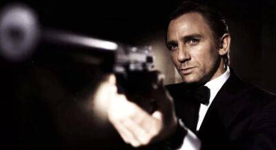 James Bond Screenwriters Reveal Secrets Of “More Complex Narrative” For Daniel Craig’s 007 - deadline.com - Britain - London - USA - Poland