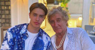 Rod Stewart tells son, 15, 'keep it in your trousers' to avoid being young dad like him - www.dailyrecord.co.uk - Australia - Scotland