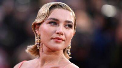 Florence Pugh Went Mod in Go-Go Boots—See Pics - glamour.com - New York - Dublin