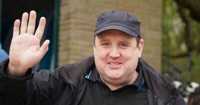 Queue for Peter Kay Glasgow tickets 'exceeds capacity' as briefs appear for £400 re-sale - www.dailyrecord.co.uk - Britain - Scotland - Manchester - Beyond