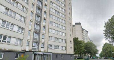 Man dies after plunging from third floor window of Glasgow flat - www.dailyrecord.co.uk - Scotland