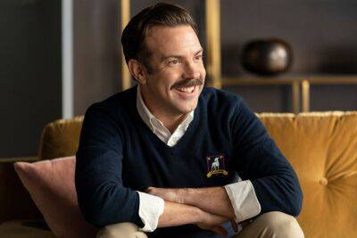 Jason Sudeikis - ‘Ted Lasso’ Offers World Cup Encouragement Via Billboards In Hometowns Of US National Soccer Team Players - deadline.com - USA - California - Jordan - New Jersey - county San Diego - Qatar - county St. Louis - county Morris - county Bergen