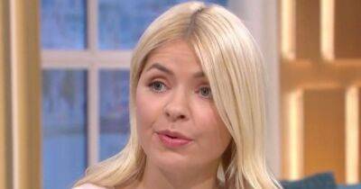 Holly Willoughby - Phillip Schofield - Coleen Nolan - Olivia Attwood - Julie Etchingham - Phil Schofield - This Morning viewers fume as show pulled off air for ITV News special - dailyrecord.co.uk