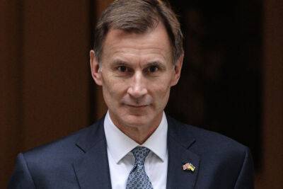 UK Chancellor Jeremy Hunt Outlines Billions In Tax Rises And Spending Cuts As The Country Falls Into Recession - deadline.com - Britain - Ukraine - Russia - Indiana - county Hunt