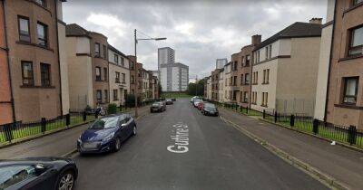 'Attempted murder' in Glasgow as man found with life-threatening injuries - dailyrecord.co.uk