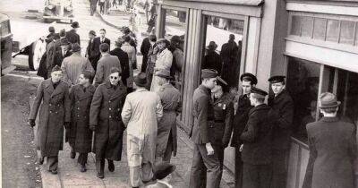 People in disbelief at 1940s wartime photo that proves time travel is 'real' - www.dailyrecord.co.uk - USA - Iceland