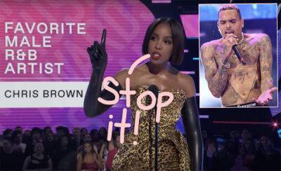 Chris Brown - Kelly Rowland Defends Chris Brown's AMAs Win After Crowd Boos Him -- And Twitter Has A LOT To Say About It! - perezhilton.com - USA