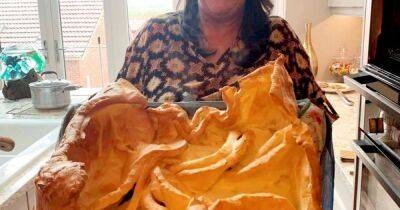 Grandma goes viral with massive Yorkshire puddings that take up entire oven - www.dailyrecord.co.uk