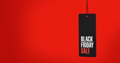 Marc Jacobs - Black Friday - Black Friday Deals Live Coverage: The 200+ Best Deals So Far - usmagazine.com - New York