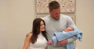 JJ Watt Shares Photo With 1-Month-Old Son Koa and Wife Kealia: ‘More to Be Thankful for Than Ever’ - usmagazine.com - Chicago - Arizona
