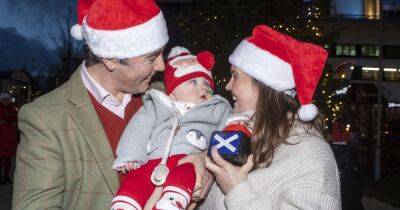 Premature Scots baby born weighing less than bag of sugar turns on Christmas lights at hospital - dailyrecord.co.uk - Scotland