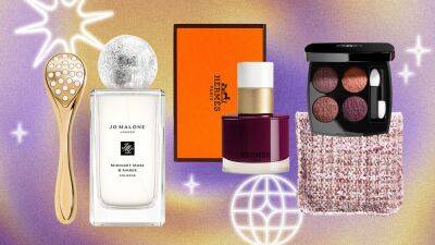 18 Best Beauty Gifts to Give, According to Glamour Editors - www.glamour.com