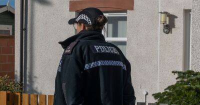 Cops probing Edinburgh double deaths stand guard outside North Berwick home - www.dailyrecord.co.uk - Scotland