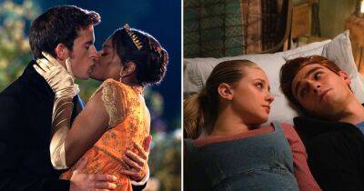 Steamiest TV Sex Scenes Throughout the Years: From Bridgerton’s Kate and Anthony to Riverdale’s Betty and Archie - www.usmagazine.com