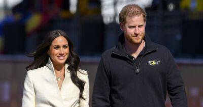 Meghan Markle and Prince Harry Go Head-to-Head in Ping Pong Match While Promoting the Invictus Games - www.usmagazine.com - Australia - London - Canada - Germany - Netherlands - Hague - city Orlando