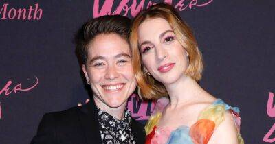 Younger’s Molly Bernard Pregnant, Expecting 1st Child With Wife Hannah Lieberman - www.usmagazine.com - New York - Chicago