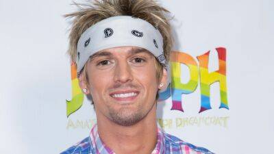 Aaron Carter Is Dead at 34 Years Old - www.glamour.com - Los Angeles - California - county Martin