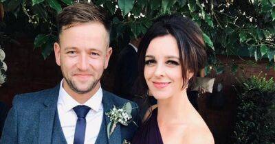 Hero husband saves wife's life on wedding anniversary after she suffers stroke - www.dailyrecord.co.uk