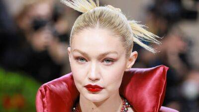 Gigi Hadid Wore Gray Lipstick and Actually Made It Look Good—See Photos - www.glamour.com - Paris - USA