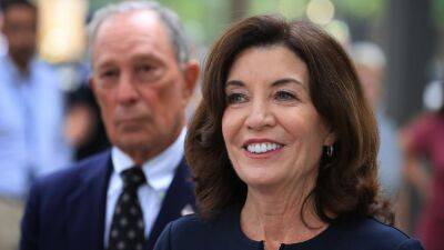Brian Kemp - Kathy Hochul - All the Historic Firsts of the 2022 Midterm Elections - glamour.com - New York - USA - New York - state Massachusets - county Andrew - state Arkansas - state Iowa