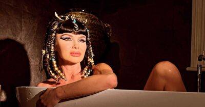 Jamie Theakston - Amanda Holden - Tiktok - Amanda Holden stuns fans as she transforms into Cleopatra and strips down for bath - dailyrecord.co.uk - Britain - Manchester - Egypt