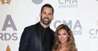 Jessie James Decker - Eric Decker - Jessie James Decker Jokes About Photoshopping Husband Eric Decker’s Body After Backlash Over Her Kids’ Abs - usmagazine.com - Santa