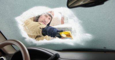 Drivers warned of 'really bad' windscreen defrosting hack which may cause damage - www.dailyrecord.co.uk - Scotland