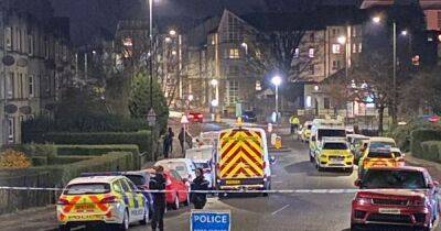 Armed police lock down Edinburgh street amid emergency incident - www.dailyrecord.co.uk - Scotland