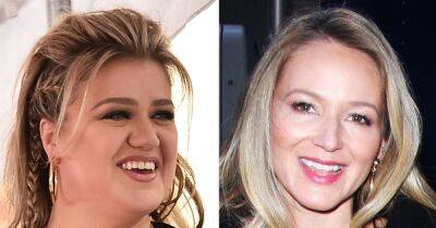 Jewel and Kelly Clarkson Bond Over Being Single Moms at the Holidays: ‘It’s Weird’ - www.usmagazine.com - Bahamas - state Alaska