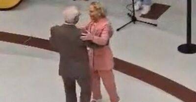 Sweet moment pensioner couple dance waltz in Scots shopping centre - www.dailyrecord.co.uk - Scotland - Centre