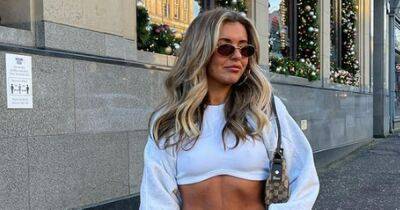 Scots influencer Molly McFarlane has fans 'obsessed' with incredible figure - www.dailyrecord.co.uk - Scotland