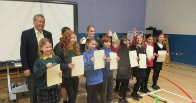 Kirkcudbright Rotary Club holds Youth Speaks primary school competition - www.dailyrecord.co.uk