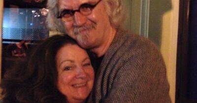 Janey Godley shares throwback snap with Billy Connolly as comic undergoes more cancer treatment - www.dailyrecord.co.uk