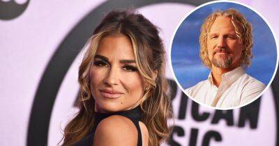 Jessie James Decker Jokingly Admits She’s ‘Invested’ in ‘Sister Wives’ Drama After Kody Brown’s 3 Splits - www.usmagazine.com - Wyoming