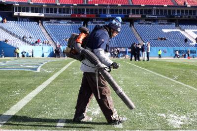 NFL Delays Titans-Texans Kickoff In Tennessee Because Of Winter Storm - deadline.com - Los Angeles - Miami - Nashville - Houston - Tennessee - city Glendale