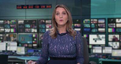 ITV News anchor left red-faced after announcing the Pope's death in Christmas Day gaffe - www.dailyrecord.co.uk - Scotland