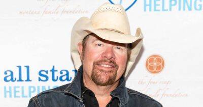 Country Singer Toby Keith’s Battle With Stomach Cancer in His Own Words: ‘It’s Debilitating’ - www.usmagazine.com - Oklahoma