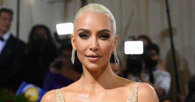 Kim Kardashian Steps Out With New Honey-Blonde Hairstyle After Finalizing Divorce From Kanye West: Photos - www.usmagazine.com - Miami
