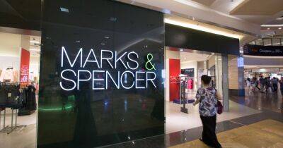 M&S issues ban across all stores for Christmas and shoppers are divided - www.dailyrecord.co.uk - Britain - Birmingham