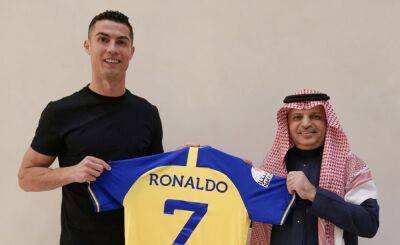 Soccer Star Christiano Ronaldo Signs Massive Deal With Saudi Team - deadline.com - New Jersey - Saudi Arabia