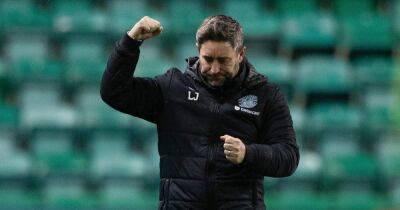 Lee Johnson senses Hibs can flip season 'dynamic' in Hearts pressure cooker amid 'everyone losing their heads' - www.dailyrecord.co.uk