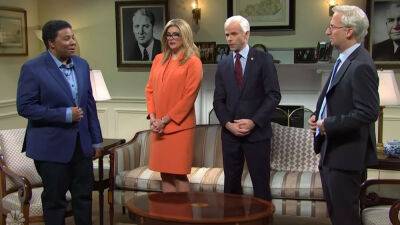 ‘Saturday Night Live’ Cold Open Stings Herschel Walker With His Own Words As He Faces Georgia Senate Runoff - deadline.com - county Johnson - Austin, county Johnson