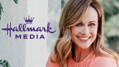 Hamilton Daly - Hallmark Media Signs Nikki DeLoach To Exclusive, Multi-Picture Overall Deal - deadline.com
