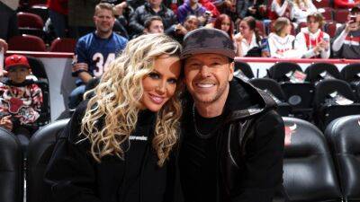 Jenny McCarthy and Husband Donnie Wahlberg Post Naked Ad for Formless Beauty Nude Collection - www.glamour.com - Santa