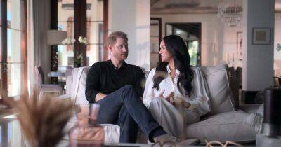 Prince Harry Jokes He Was in ‘Downward Dog’ While Proposing to Meghan Markle: See Him Get Down on 1 Knee - www.usmagazine.com - California - Netflix