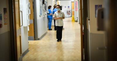 Mandatory Covid jabs AXED for NHS and care staff in '11th hour' government U-turn - www.manchestereveningnews.co.uk