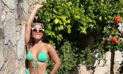 Vanessa Hudgens enjoys a vacation with friends, cactus water, and a bright bikini - us.hola.com