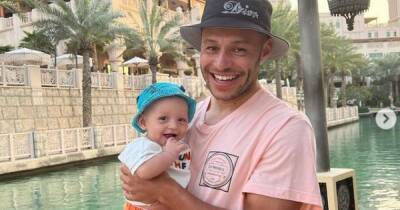 Perrie Edwards' boyfriend wears matching bucket hats with baby son in sweet snap - www.ok.co.uk - Dubai